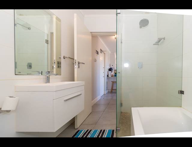 2 BEDROOM APARTMENT TO LET IN OBSERVATORY